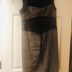 Sleeveless wool dress